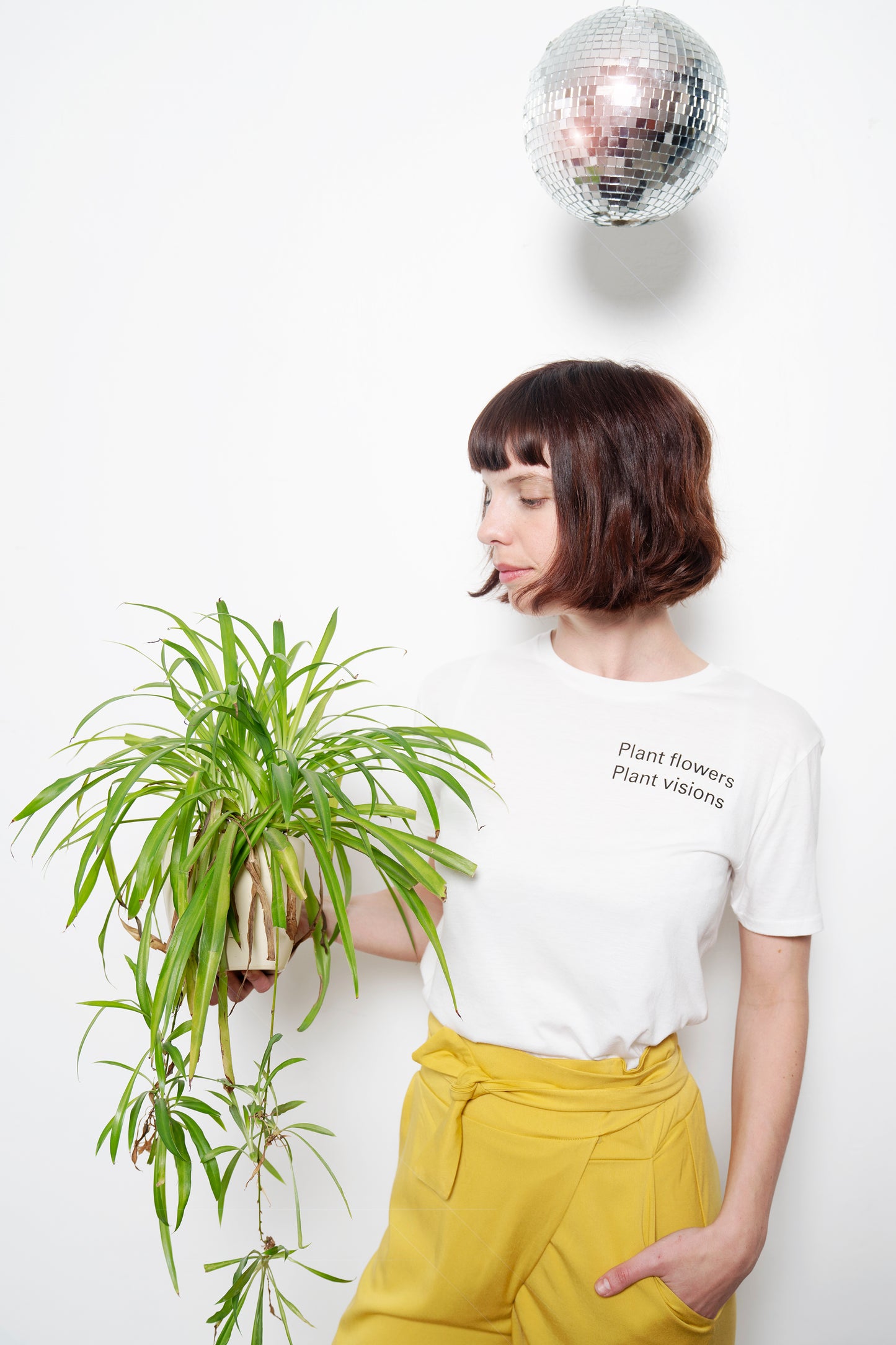 Basic T-Shirt “PLANT VISIONS”